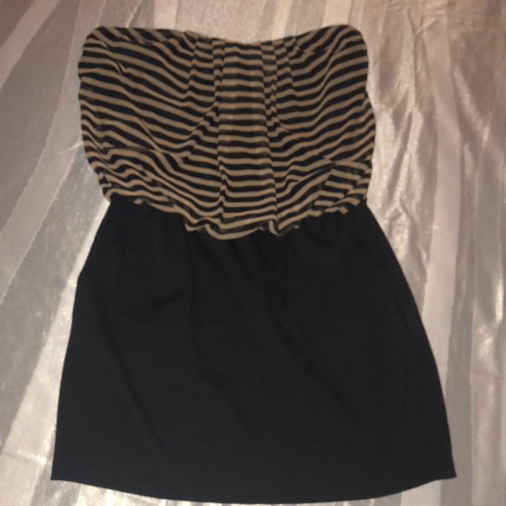 Strapless dress